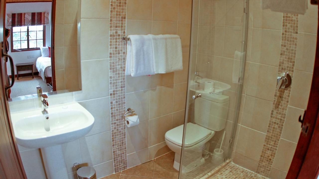 The Ark Lodge Ниери Екстериор снимка
